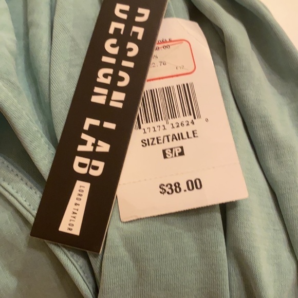 Design Lab Sleeveless Top - Picture 5 of 6